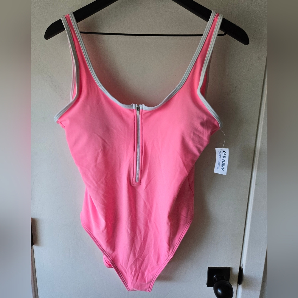 Old Navy Bright Pink Womens Swimsuit Size L